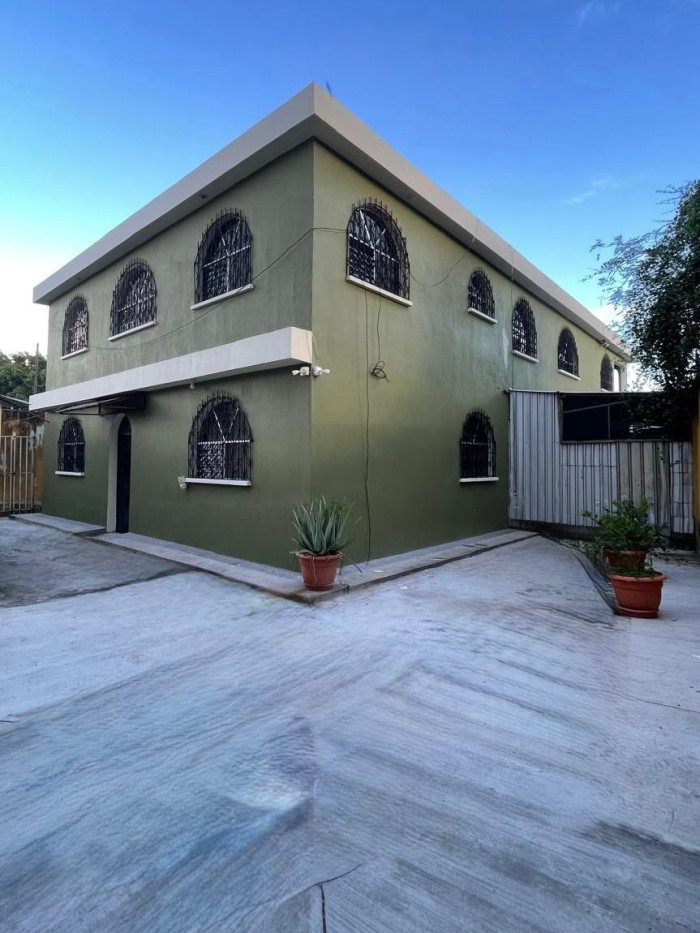 Image 4