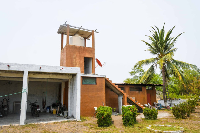 Image 4