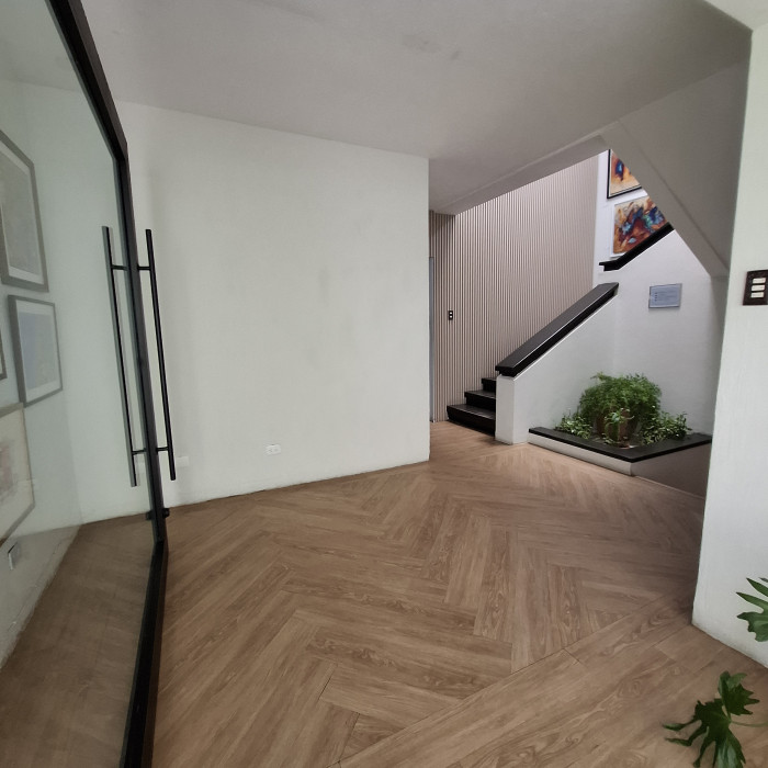 Local Comercial en Renta en Plaza Comercial en zona 14 - Miniatura 13