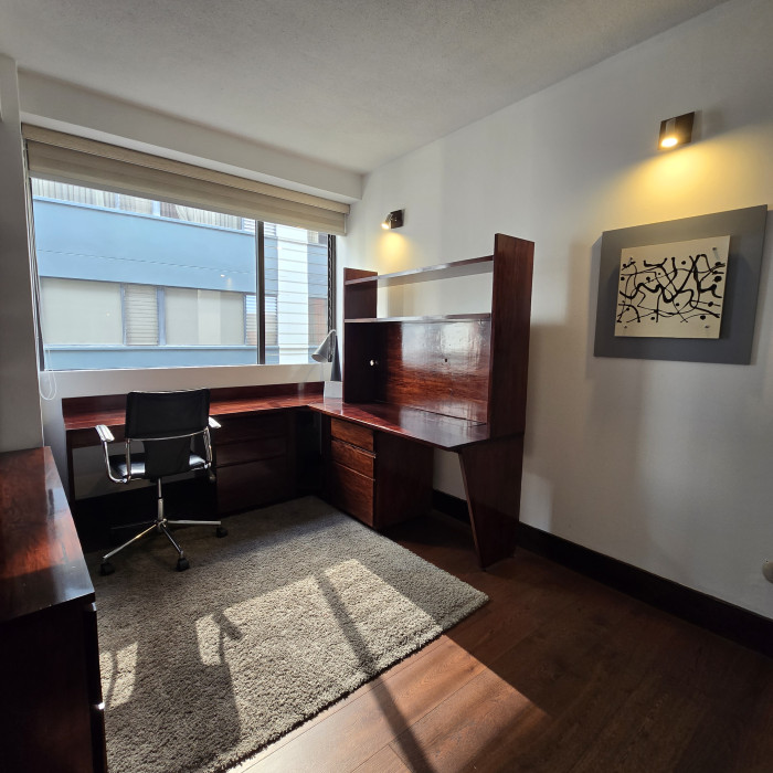 Apartamento Amueblado en Renta o Venta en Zona 10 - Miniatura 10
