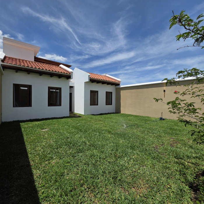Casa en Venta cercanas Antigua Guatemala Sacatepequez - Miniatura 18