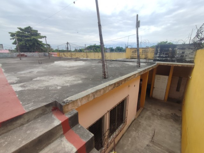 Image 4