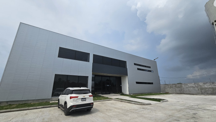 Image 4