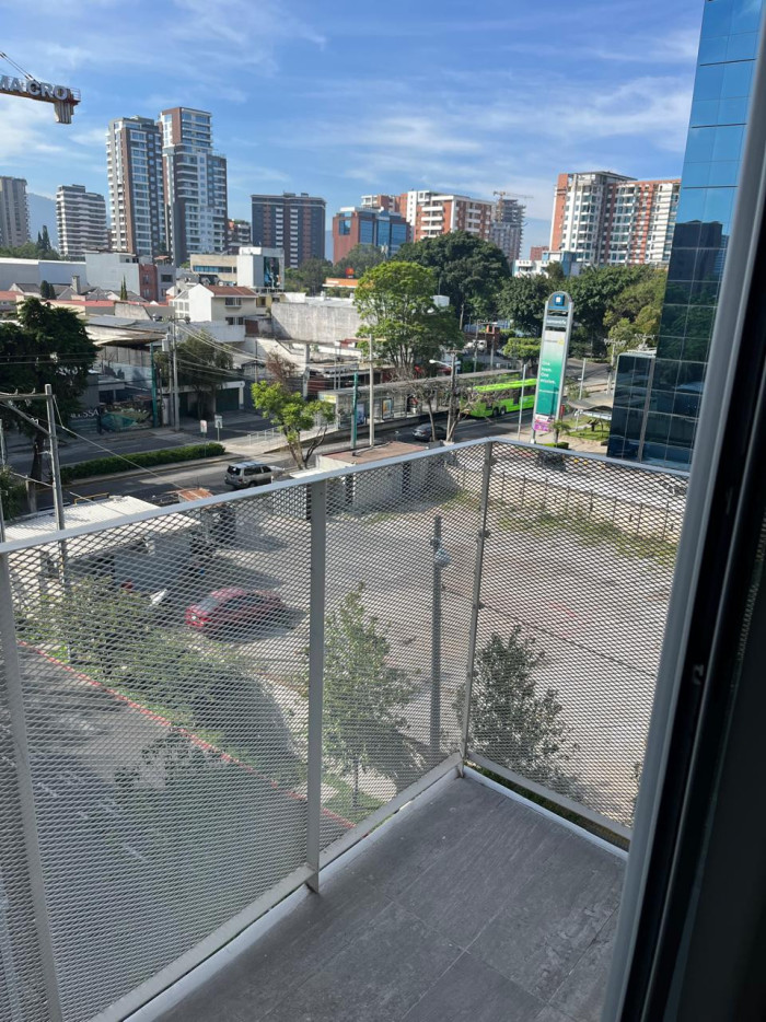 Apartamento en Renta en Narama zona 13 - Image 4