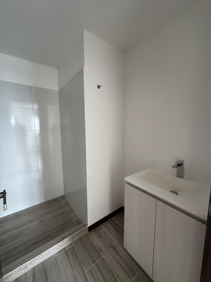 Apartamento 2 Dormitorios en Venta zona 10 - Miniatura 5
