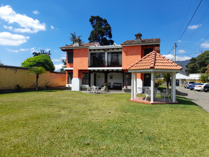 Se renta apartamento amueblado en el casco de Antigua G - Miniatura 12