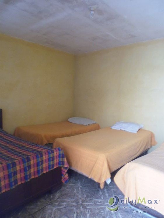 Hotel de 13 habitaciones venta en Antigua Guatemala! - Miniatura 8