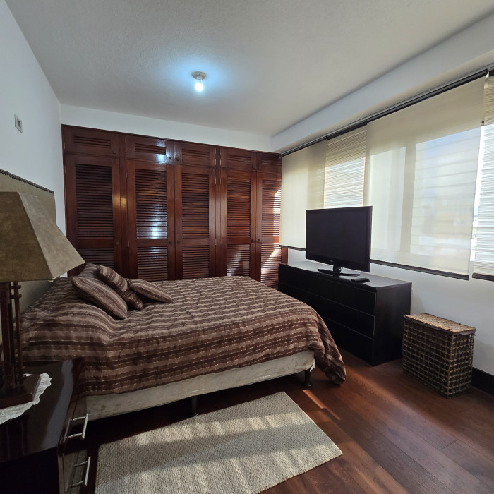 Apartamento Amueblado en Renta o Venta en Zona 10 - Miniatura 6