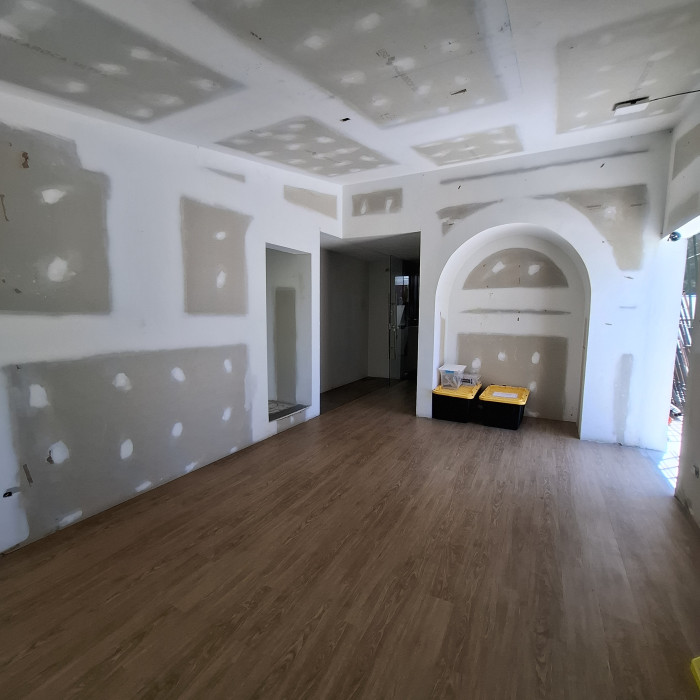 Local Comercial en Renta en Plaza Comercial en zona 14 - Miniatura 5
