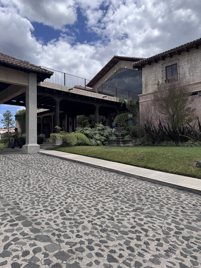 Hermosa Casa En Venta en Franciscanos Antigua Guatemala - Miniatura 8