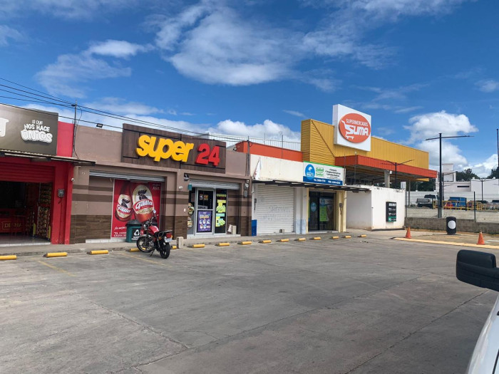 Local de 80m² en renta en Plaza en Carretera a Jutiapa - Miniatura 9