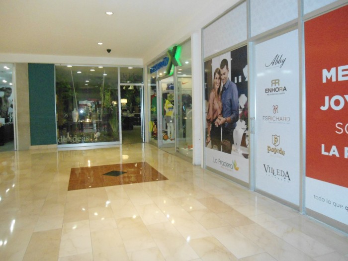 Alquiler o venta de local en La Pradera zona 10 - Miniatura 6