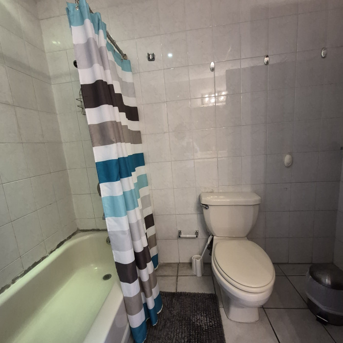 Renta apartamento amplio de 1 habitación en zona 15 VH2 - Miniatura 13