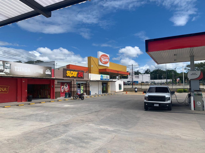 Locales en Renta en Plaza Sobre Carretera a Jutiapa - Miniatura 10