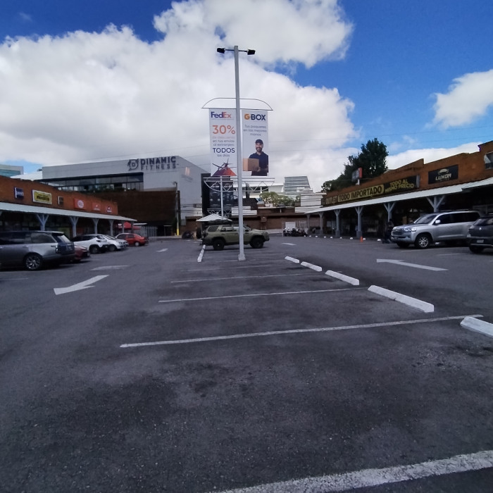 Local comercial en Alquiler en Zona 10 Guatemala - Miniatura 8