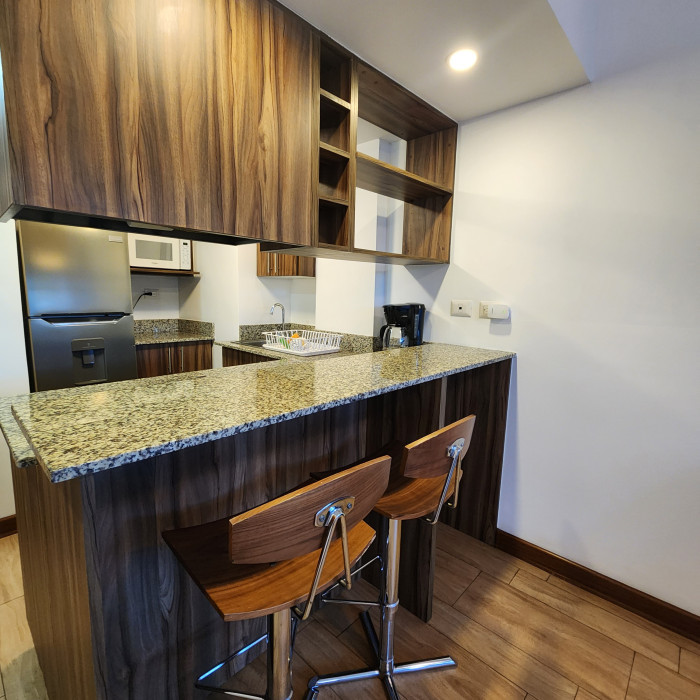 Apartamento en Alquiler Exclusiva Zona 14 - Image 5