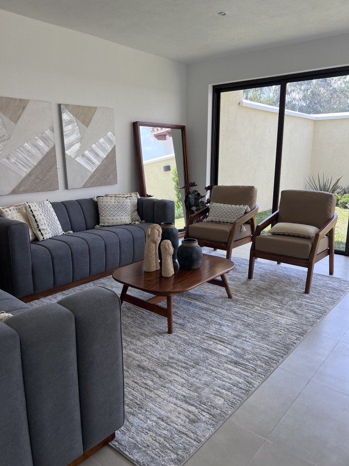Hermosa Casa En Venta en Franciscanos Antigua Guatemala - Miniatura 3